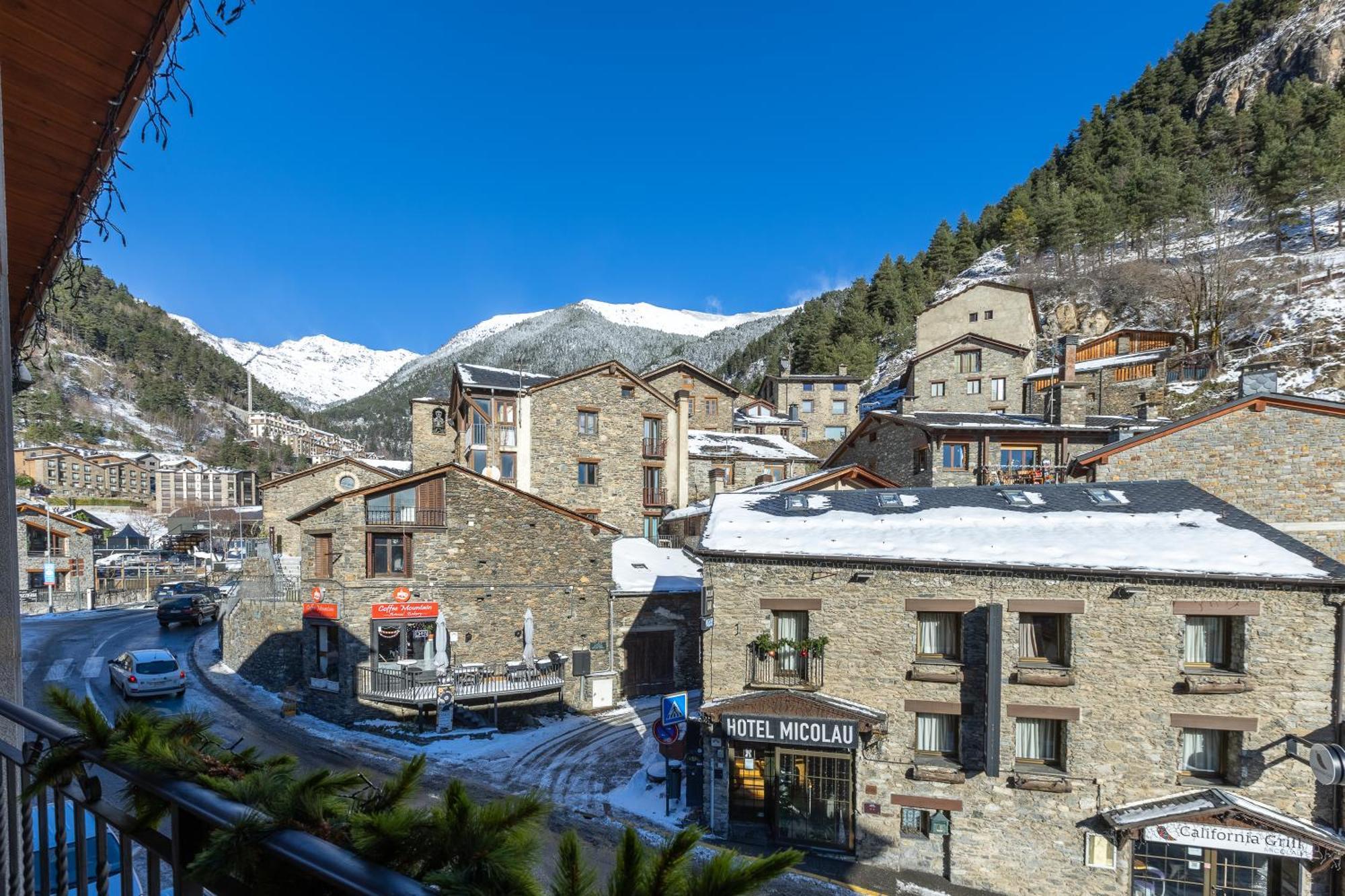 Apartaments Sant Moritz Arinsal Exterior foto